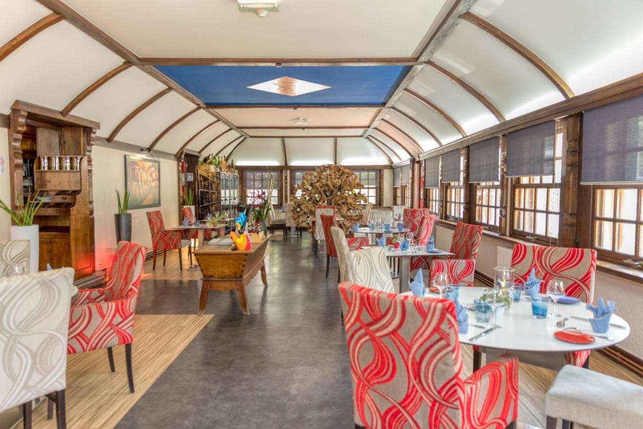 La Commanderie De Champarey Hotel Bourgoin-Jallieu Екстериор снимка