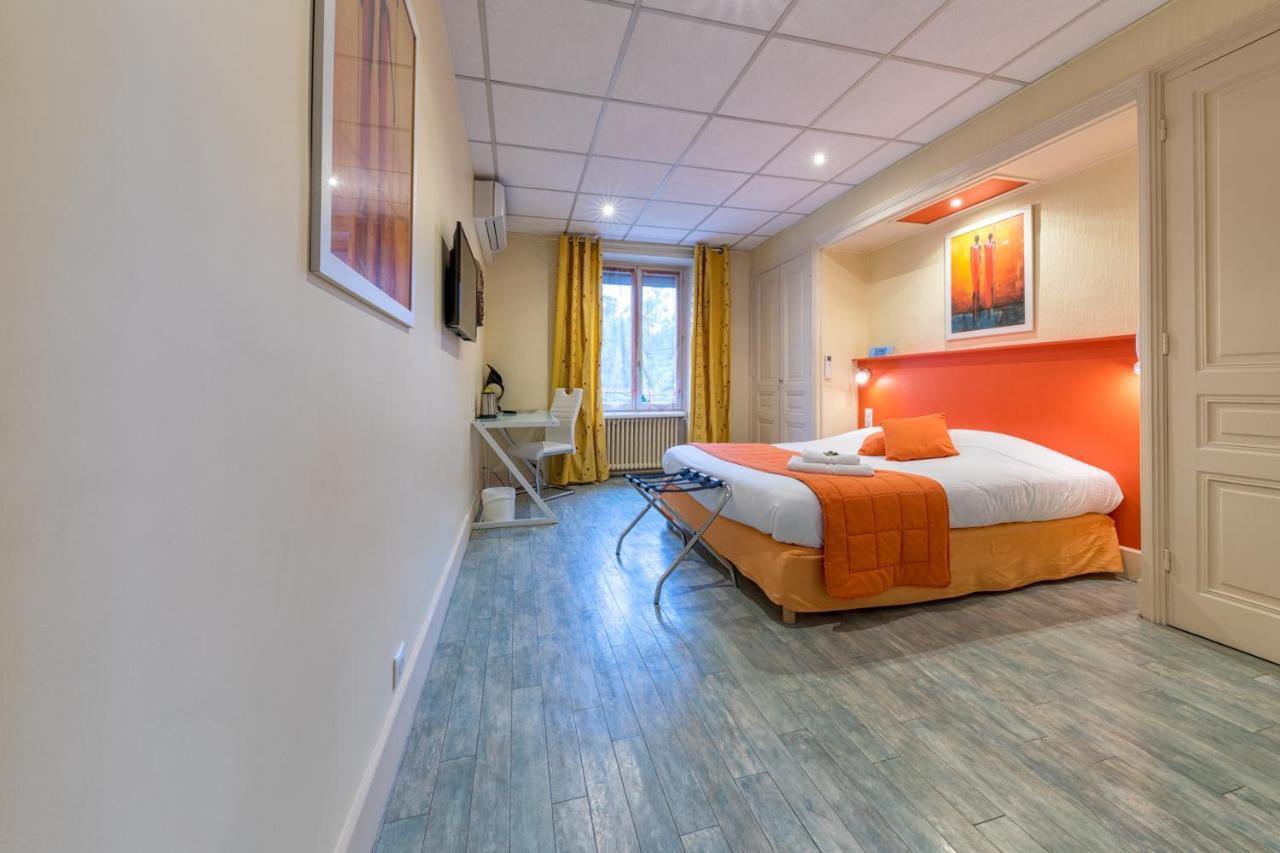 La Commanderie De Champarey Hotel Bourgoin-Jallieu Екстериор снимка