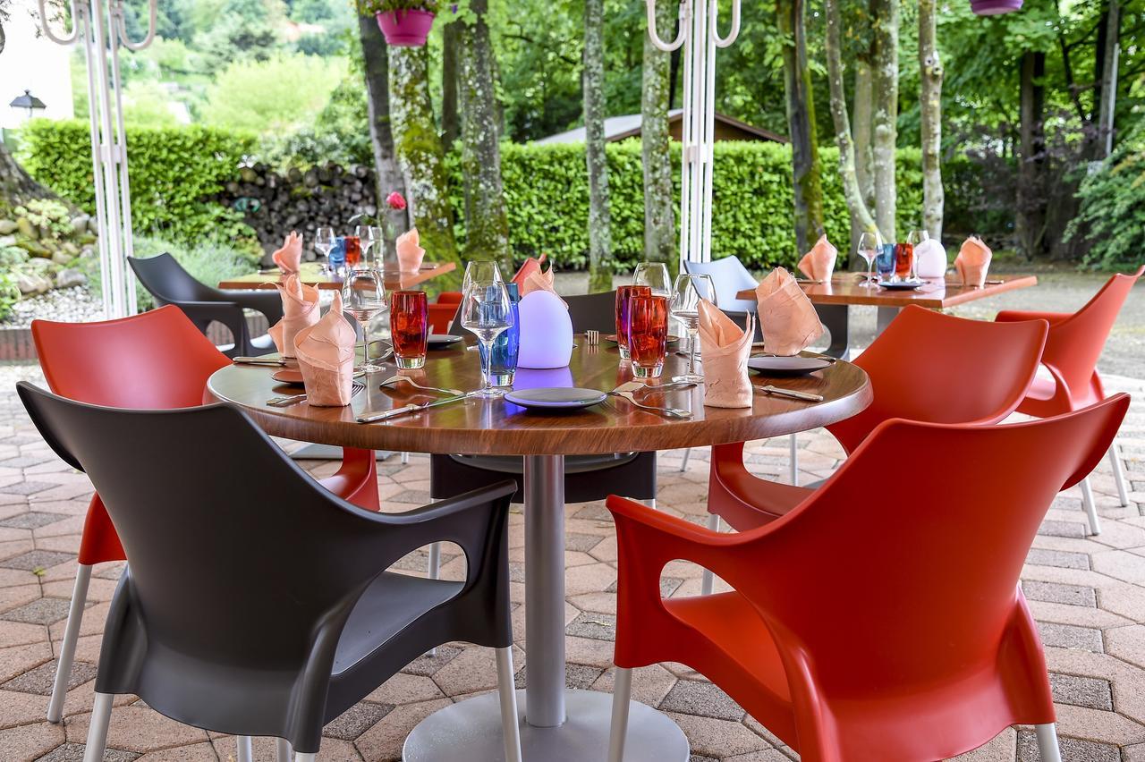 La Commanderie De Champarey Hotel Bourgoin-Jallieu Екстериор снимка